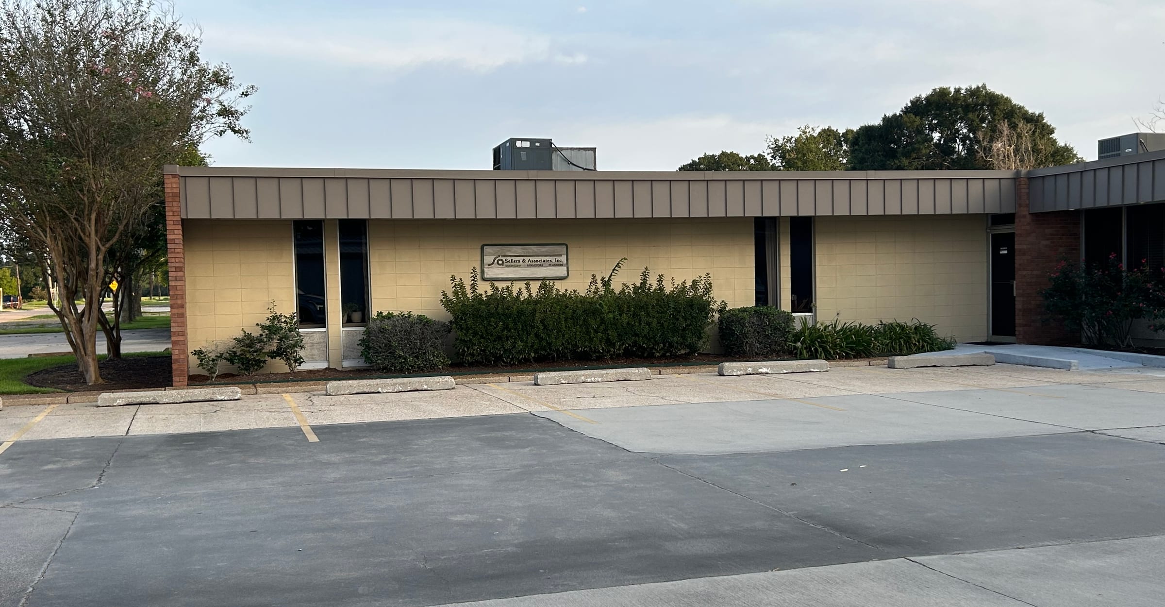 The Sellers & Associates office on Easy Street in Lafayette, Louisiana
